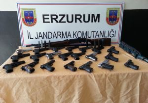 Üç ilde silah operasyonu